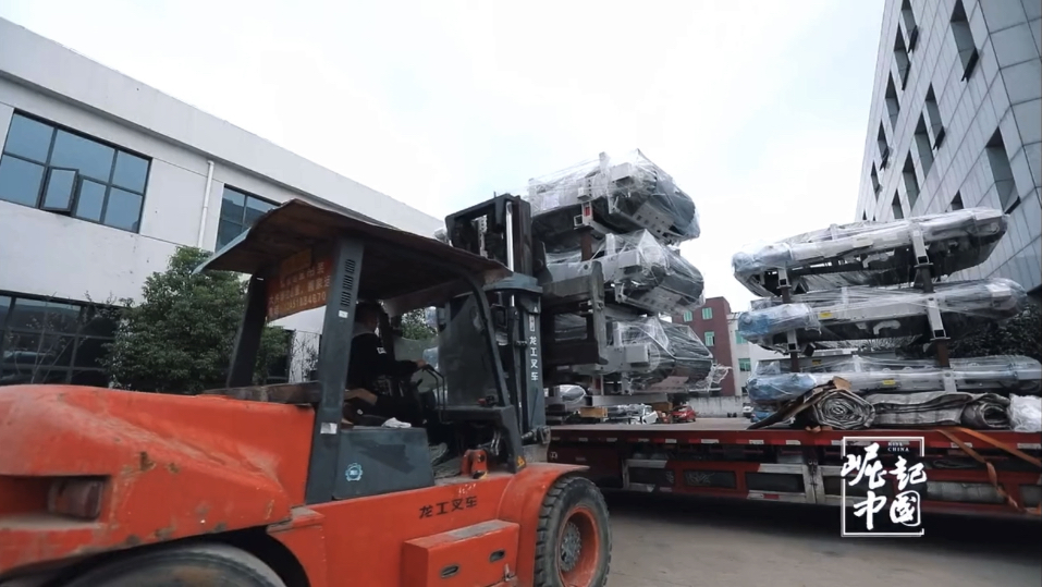 开吸管厂怎样节省成本？99%的人都想错了